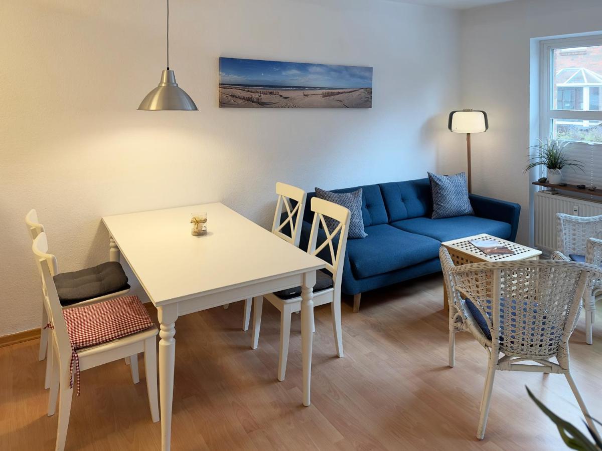 Ferienwohnung *Strandloeper* วิทท์ดุน ภายนอก รูปภาพ